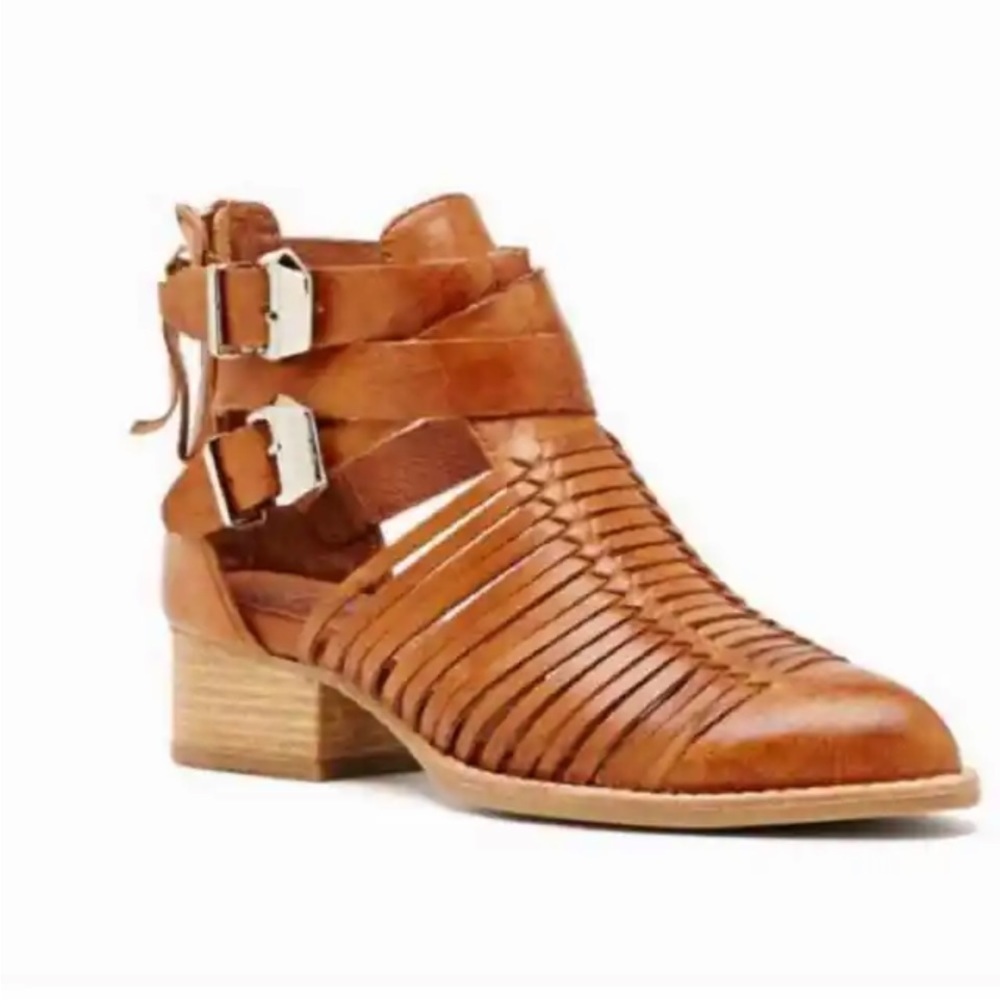 50%offw❤️Jeffrey Campbell Stinson Brown Leather Ankle Boots. 6 S17